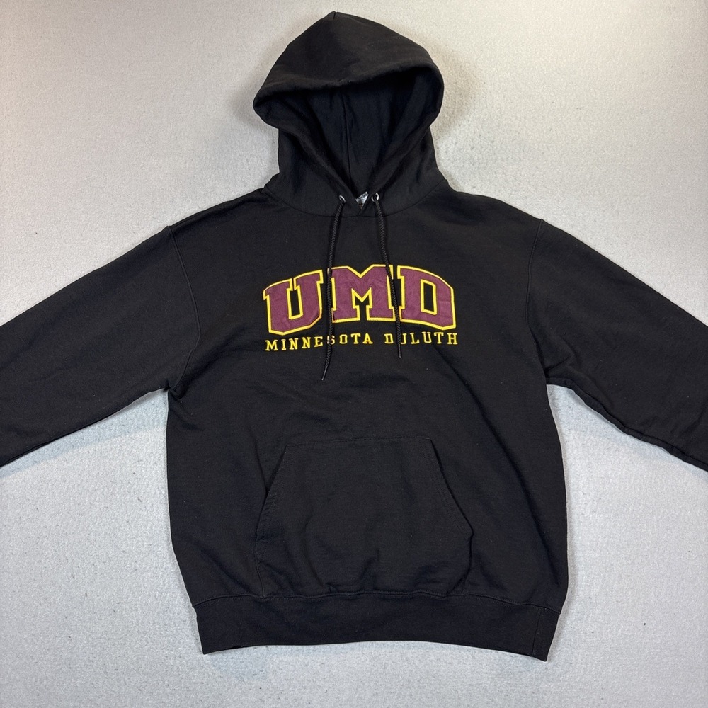 Champion‎ Size Medium Embroidered UMD Black Hoodie